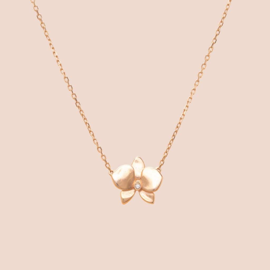 Collier Cartier Caresse d Orchid e Diamantiques